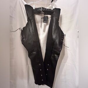 “WOMENS” ( Can Be Unisex ) Black Milwaukee Leather Chaps Sz. L ( NWT )